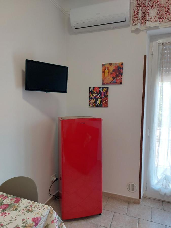Marina Apartments Taranto Exterior photo