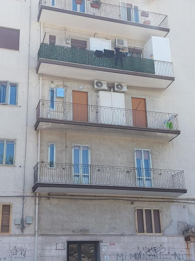 Marina Apartments Taranto Exterior photo
